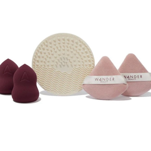 NIB Wander Beauty, Beauty Sponge Ornament Kit - Picture 2 of 9